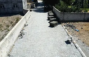 Mehmet Akif Ersoy Mahallesi'nde sokaklar parke taşıyla yenileniyor