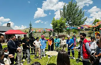 Patnos Kaymakamı'nın evi çocukların neşesiyle doldu