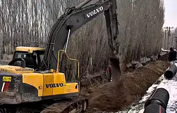 Patnos'ta kışa karşı altyapı ve yol bakım seferberliği