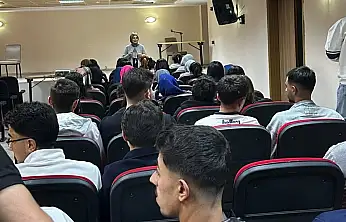 Patnos'ta KYK öğrencilerine sosyal hizmetler eğitimi verildi