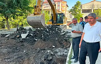 Patnos'ta Said Nursi Caddesi sıcak asfalta hazırlanıyor