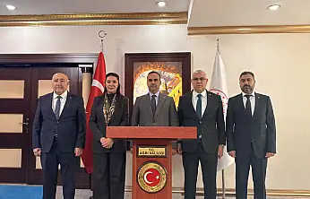 Sanayi Bakanı Kacır, Ağrı Valiliğini Ziyaret Etti