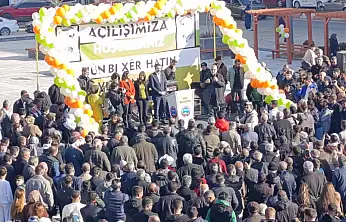 Şehrin yeni yaşam merkezi Ağrı Kent Meydanı halkla buluştu