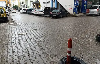 Şiddetli dolu yağışı Doğubayazıt'ı beyaza kapladı