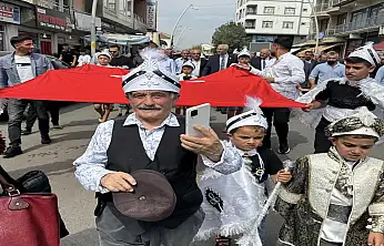 Sünnet şöleniyle Eleşkirt bayram yerine döndü