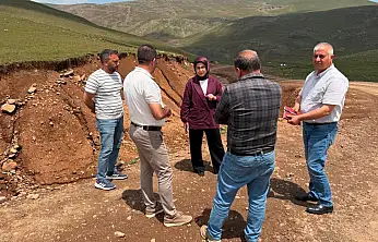 Taşlıçay'da Balık Gölü yolunda iyileştirme çalışmaları sürüyor