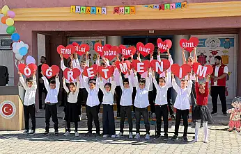 Taşlıçay'da İlköğretim Haftası öğrencilerin gösterileriyle kutlandı