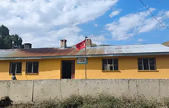 Taşlıçay'da okullar yeni eğitim yılına hazırlanıyor