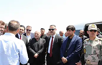 Türkiye ve İran heyetleri sınır ticareti için Sarısu'da buluştu