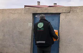 Umut Kervanı 20 aileye ulaştı: Doğubayazıt'ta gıda desteği dağıtıldı