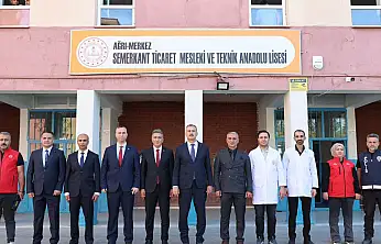 Vali Bozkurt Ağrı'daki okullarda güvenlik ve eğitim ortamını inceledi