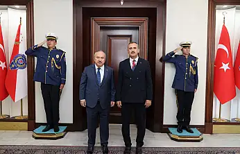 Vali Önder Bozkurt Emniyet Genel Müdürü Ali Fidan'ı ziyaret etti