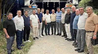 40 yıl sonra aynı sıraların arkadaşları Ağrı'da buluştu