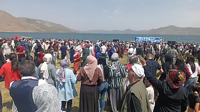 Ağrı Balık Gölü şenliği coşkuyla başladı! Halaylar ve off-road heyecanı bir arada
