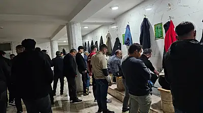 Ağrı'da cuma namazına giden vatandaşlar susuz kaldı