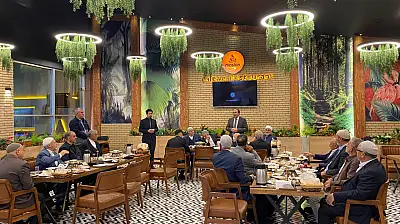 Ağrı'da emekli din görevlileri vefa buluşmasında bir araya geldi