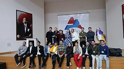 Ağrı'da üniversite öğrencileri sanatı sosyal sorumlulukla buluşturdu