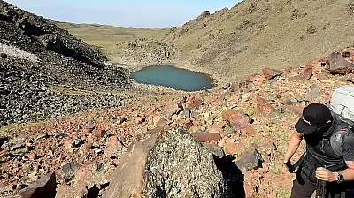 Ağrı Dağı'nın 3 bin 600 metresindeki saklı güzellik: Küp Gölü