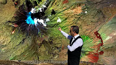 Ağrı Dağı sessizce tehlike mi biriktiriyor? Prof. Dr. Kaya'dan dikkat çeken uyarı