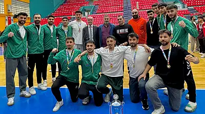 Ağrı İbrahim Çeçen Üniversitesi erkek voleybol takımı bölge şampiyonu oldu