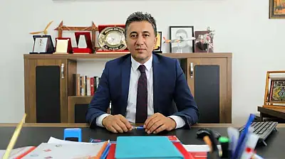 Ağrı'nın yeni İl Milli Eğitim Müdürü Abdulhaluk Çakan oldu