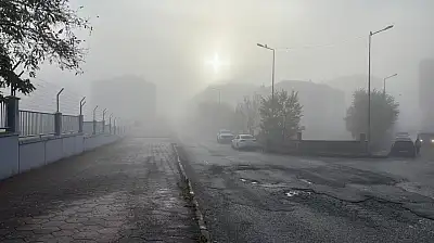 Ağrılılar Perşembe sabahına sis ile uyandı