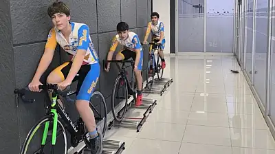 Bisiklet Antrenmanları Van Edremit'te Tüm Hızıyla Sürüyor