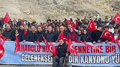 Doğubayazıt, 3. Diyadin Kanyonu Yürüyüşü'ne büyük ilgi gösterdi
