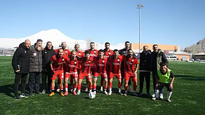 Doğubayazıt FK'dan evinde gol yağmuru