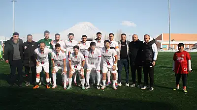 Doğubayazıt FK evinde fırtına gibi esti