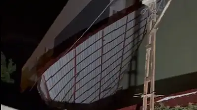 Doğubayazıt'ta fırtına dehşeti: Çatı uçtu, 2 kişi yaralandı