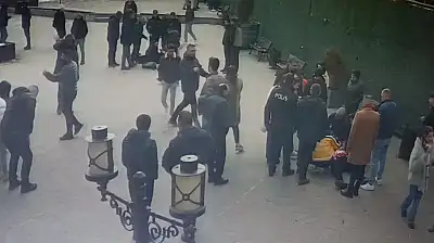 Kars'ta Meydan Muharebesi: İki Grup Kavga Etti, 7 Yaralı