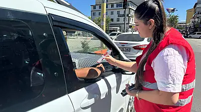 Kızılay gönüllüleri Ağrı'da kırmızı ışığı hayat kurtaran eğitime çevirdi