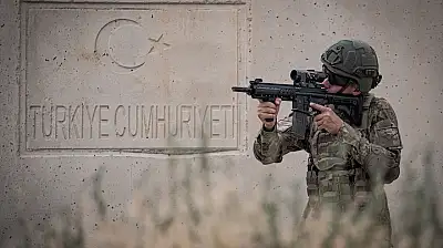 Mehmetçik'in teknolojik kalkanı Ağrı hududunda kuş uçurtmuyor