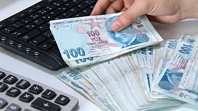 Memur ve Memur Emeklilerinin Zamlı Maaş Takvimi Belli Oldu: Fark Ödemeleri İçin Gözler Resmi Açıklamada