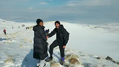 Soğuk havaya aldırmadılar, yaylalara yürüdüler