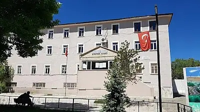 Tutak'ta yarım asırlık Hükümet Konağı'na veda