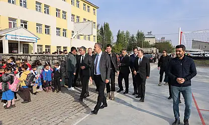 Ağrı'da iki okulda verilen sözler tutuldu: İki okulun çehresi değişti