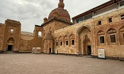 İshak Paşa Sarayı'nda opera rüzgârı esecek