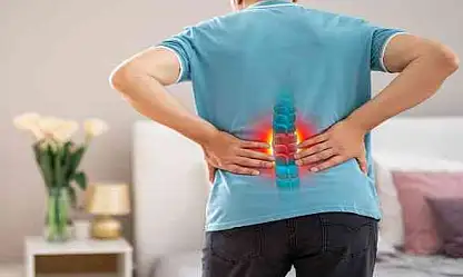 Kalçadan bacağa yayılan ağrının gizli nedeni: Siyatik mi, piriformis mi?