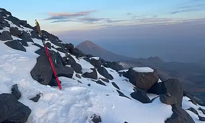 Kar yağışına rağmen zirve inadı! Ağrı Dağı'nda kar kalınlığı 40 santimi geçti