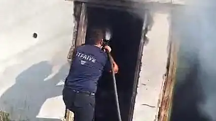 Ağrı'da tandırlık yangını paniğe neden oldu