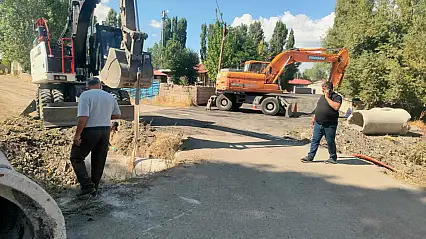 Ağrı'da kanalizasyon altyapısı yeni hatlarla güçlendiriliyor