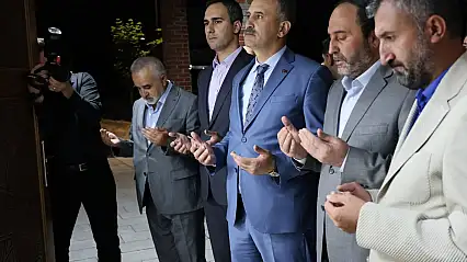 Ağrı'da Sultan Abdülhamid Han Camii ibadete açıldı