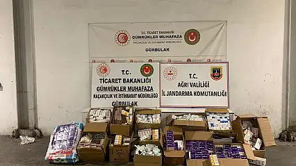 Ağrı Gürbulak'ta tırdan binlerce kutu kaçak ilaç çıktı!
