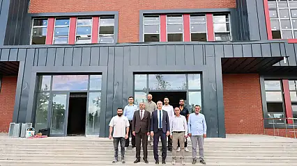 Ağrı İl Halk Kütüphanesi açılışa hazırlanıyor
