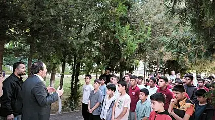 Ağrı İl Müftüsü İlhan hafızlık öğrencileriyle bir araya geldi