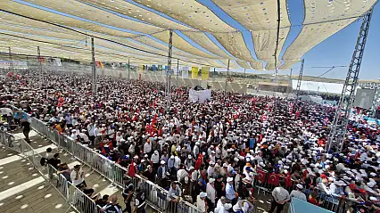 Ağrı Malazgirt'e aktı: Zaferin 955. yılında güçlü katılım