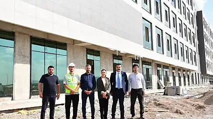 Ağrı'nın 270 Yataklı Kadın Doğum ve Çocuk Hastanesi hizmete hazırlanıyor
