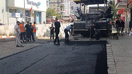 Ağrı'nın en yoğun güzergâhında asfalt çalışmaları başladı